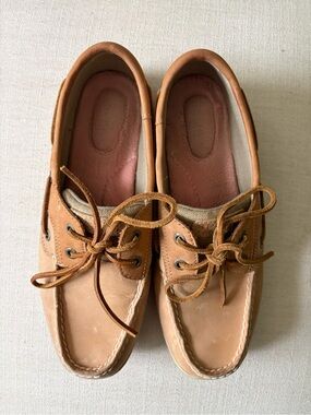 Classic Sperry Topsider Leather Boat Shoes